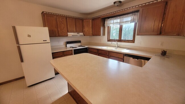Foto del edificio - Come see your new home!