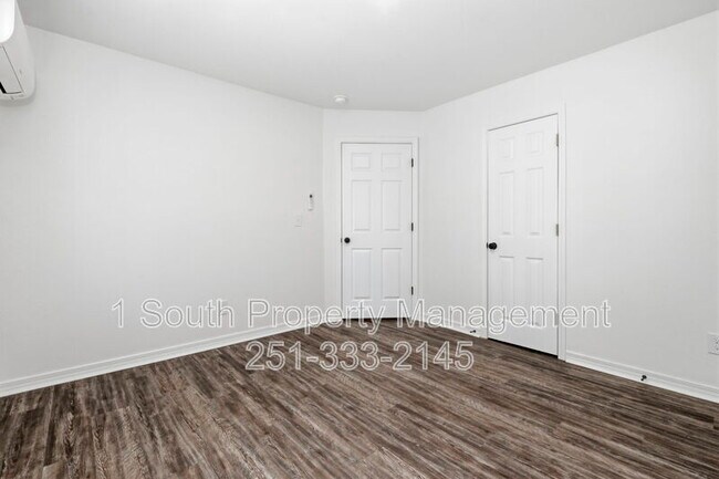 Foto del edificio - 377 Tuttle Ave