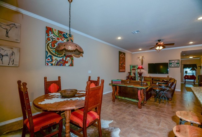 Interior Photo - Silver Horse Ranch