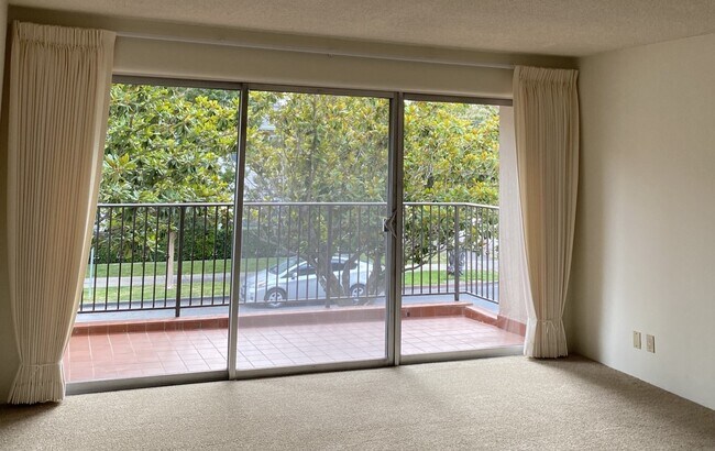Living Room to Balcony - 1263 Cherry St