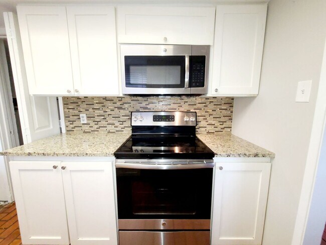 Building Photo - 3/2.5 Duplex in North Dallas