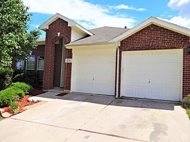 Building Photo - 817 Fox Hunt Trail