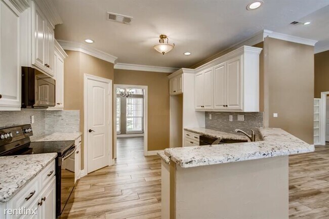 Building Photo - 4 br, 3 bath House - 22145 Wickersham Driv...