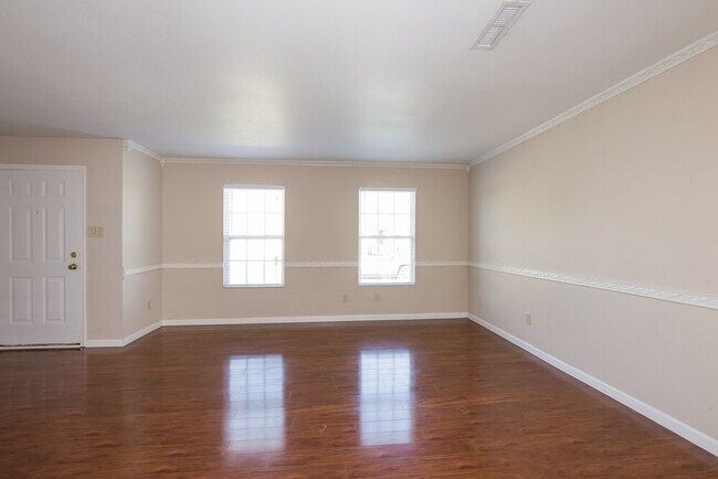 Building Photo - 831 Skywatch Ln