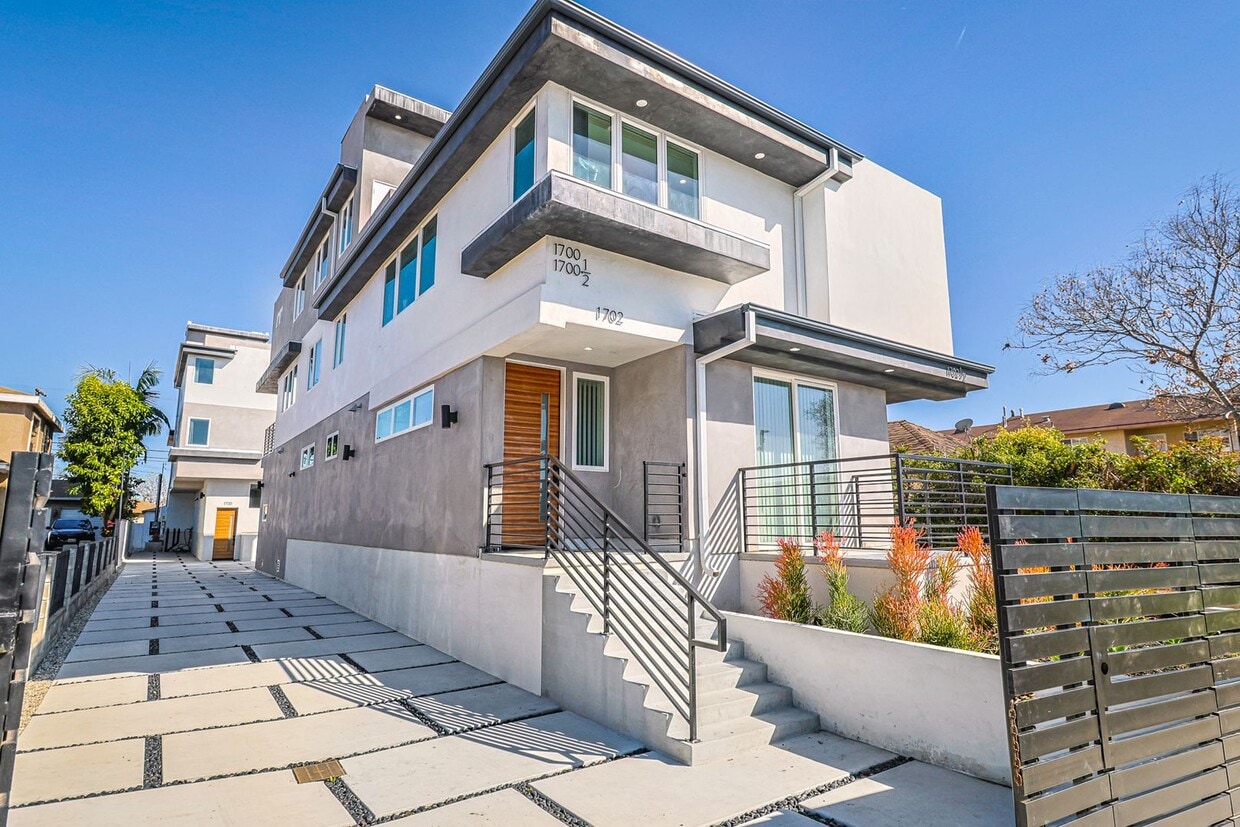 Foto principal - 1700 S Redondo Blvd