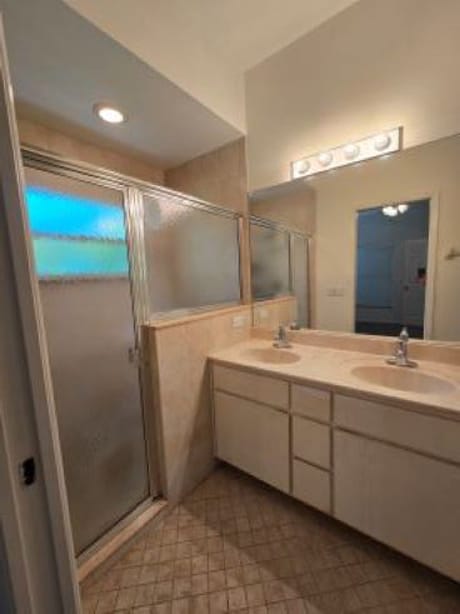 Building Photo - 10715 San Tropez Cir
