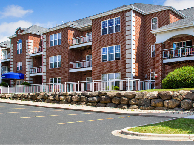 Barrington Place Apartments Exterior - Barrington Place