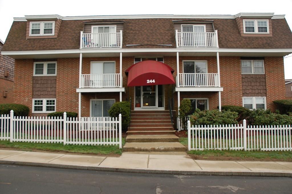 Front of building - 244 Mt Vernon St