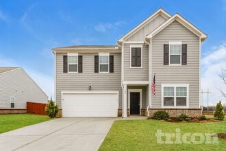 Building Photo - 300 San Vito Wy