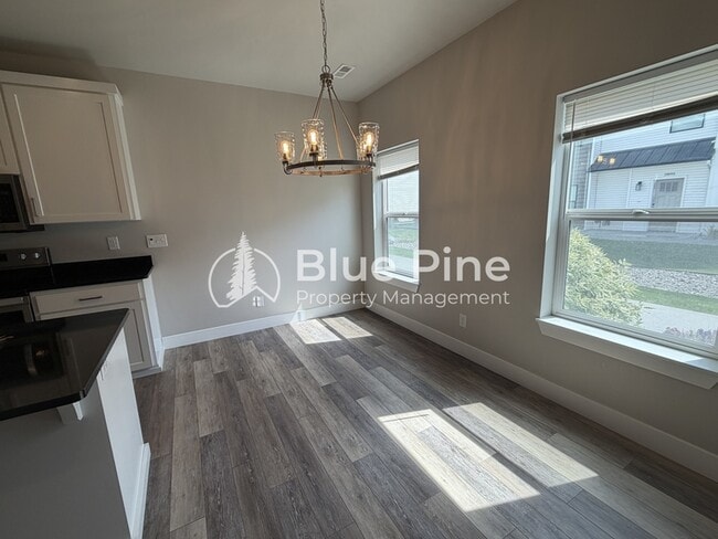 Foto del edificio - 2890 Sunburst Dr