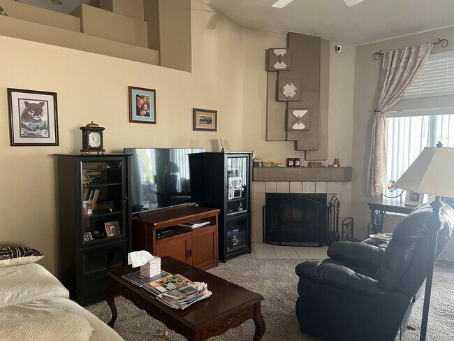 Building Photo - Single Story Home With 3 Spacious Bedrooms