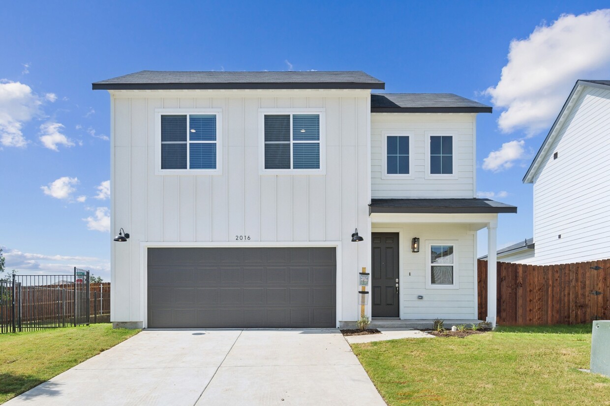 Foto principal - Covey Homes Basswood