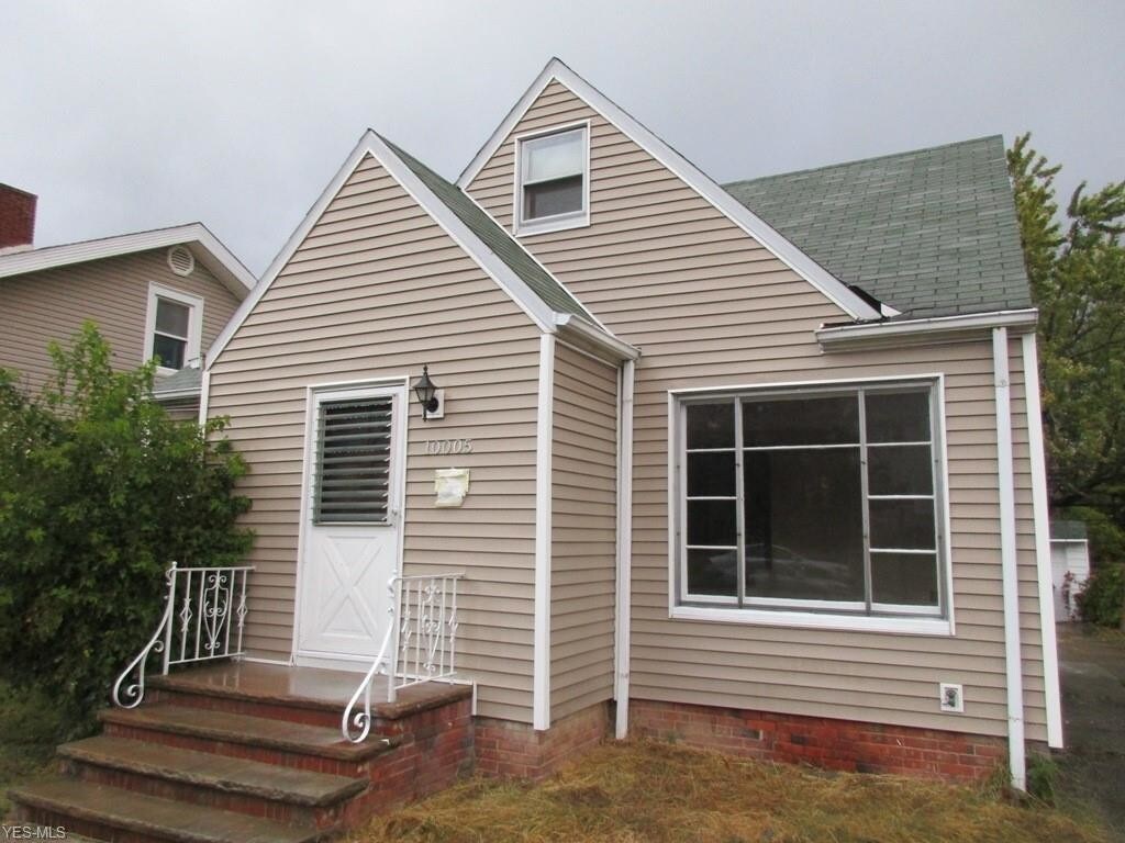 Primary Photo - 10005 Plymouth Ave