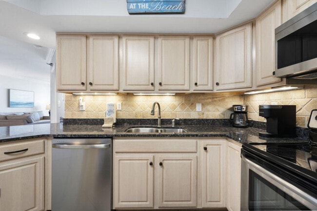 Building Photo - 24900 Perdido Beach Blvd