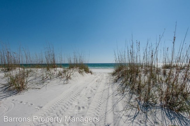 Building Photo - 800 Fort Pickens Rd