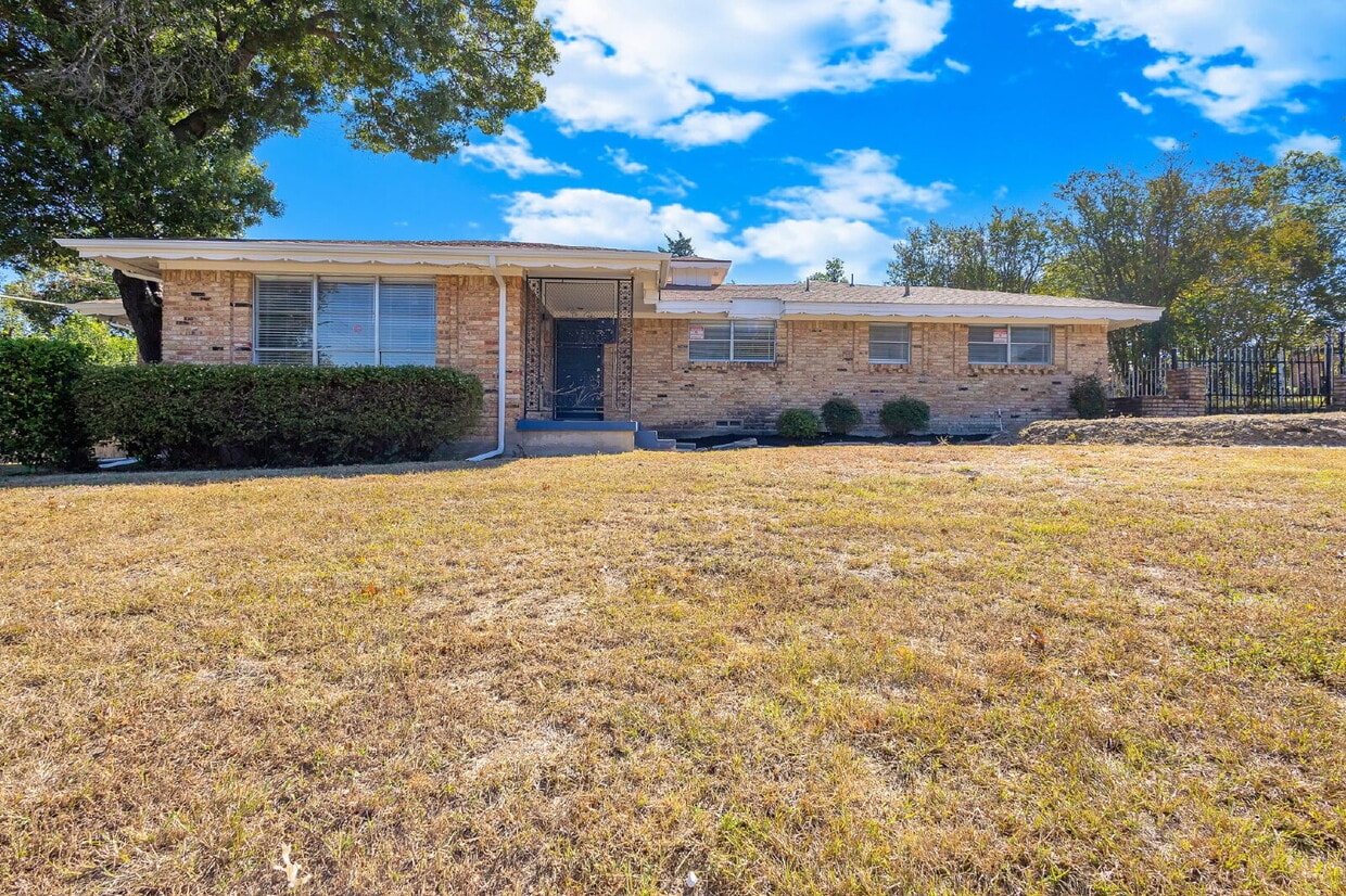 Foto principal - Beautiful Single-Story Home for Rent in Da...