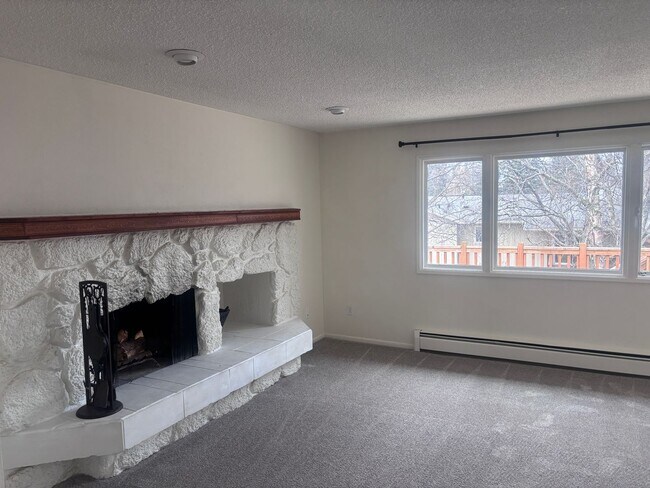 Foto del edificio - Beautiful 3 Bed/2 Bath Townhome in South Anchorage!