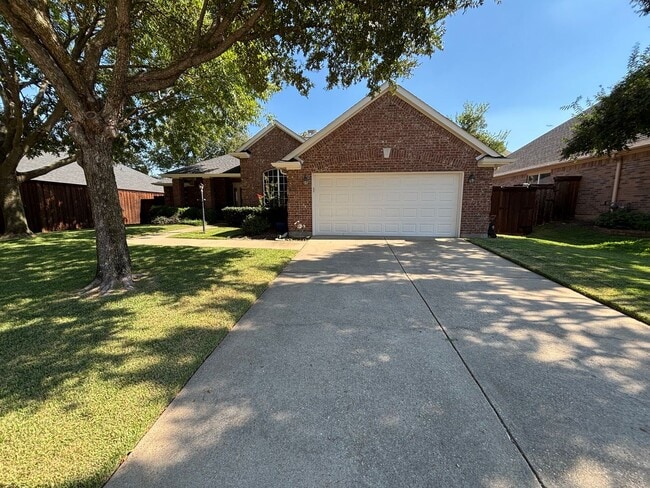 Foto del edificio - Great Flower Mound Location!