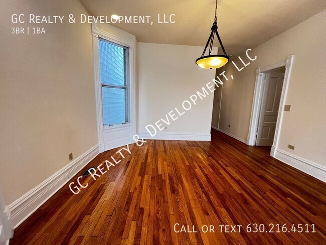 Building Photo - ***LAKEVIEW LOCATION / 3 BDRM - 1 BTH / AP...