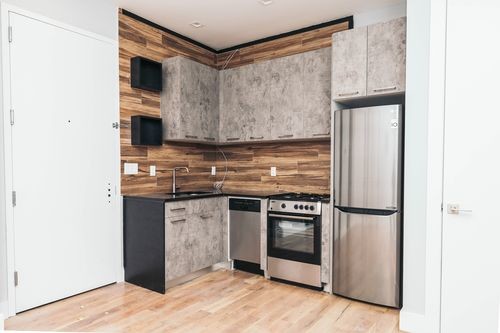 Foto principal - 1062 Halsey St