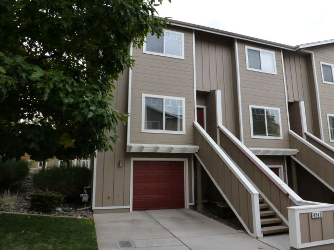 Primary Photo - Two Bedroom, Two and a Half Bath Townhome ...