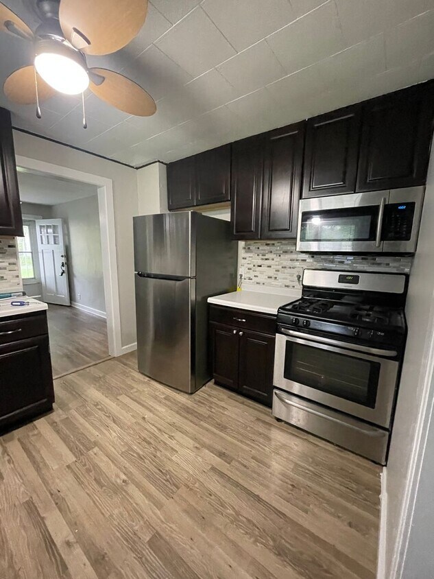 Primary Photo - Remodeled 2 Bedroom Home Available in June