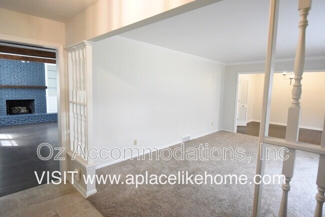 Foto del edificio - 9720 Roe Ave