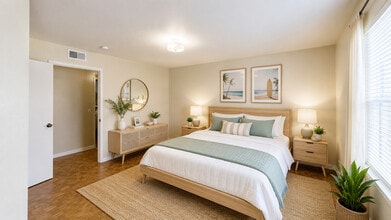 Building Photo - Raghu Apartments In Spring Branch