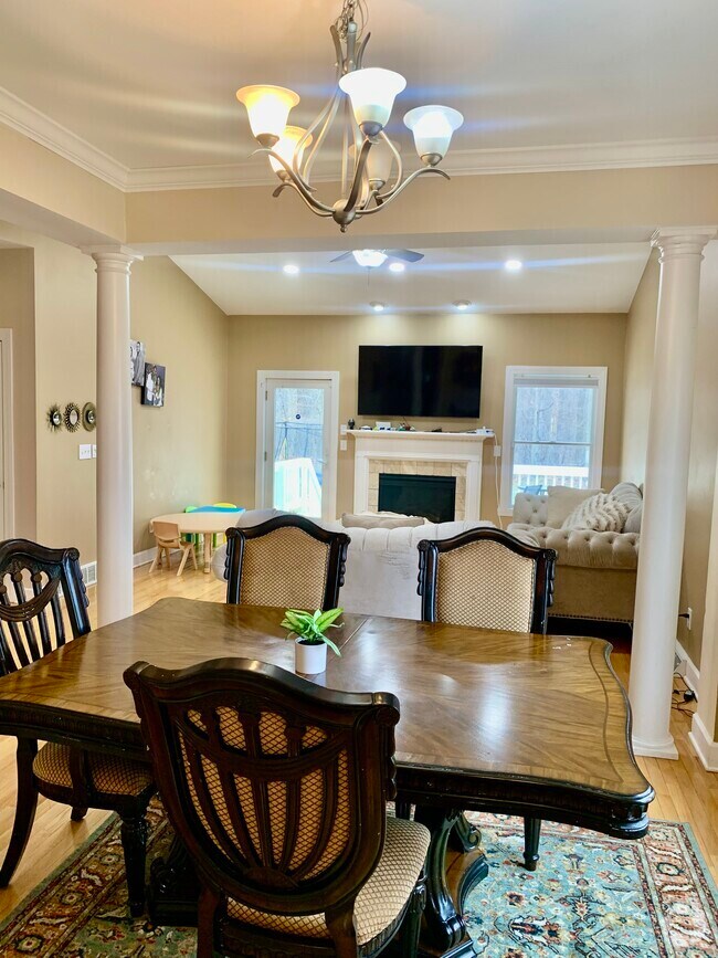 Apartments For Rent in East Greenbush, NY with Yard 1 Rentals