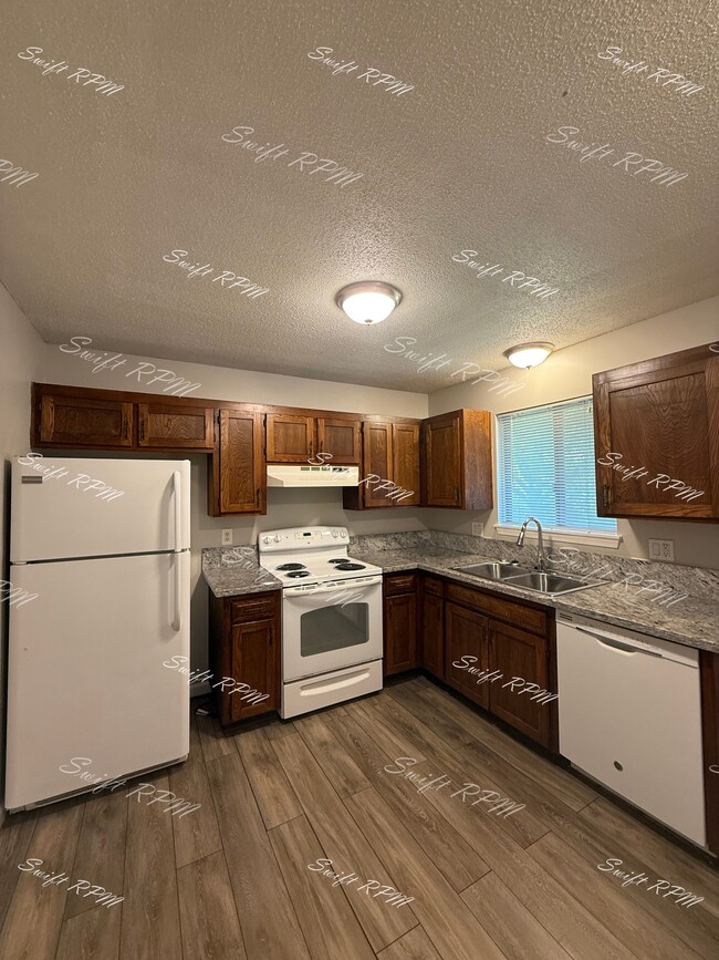 Building Photo - 12913 W 61st Terrace
