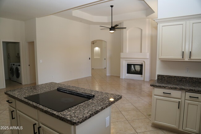 Building Photo - 8895 E Wood Dr