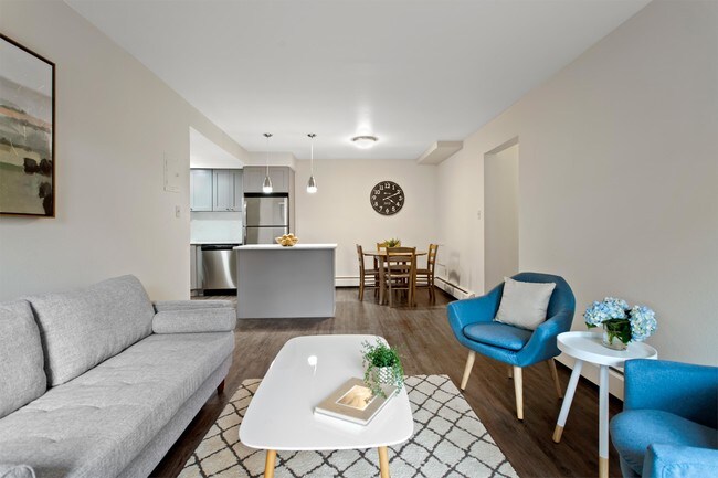 Foto del edificio - 2355 Grove St