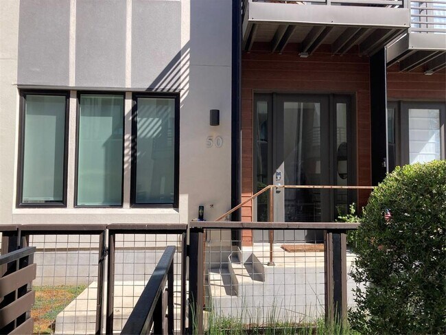 Building Photo - 3100 Menchaca Rd