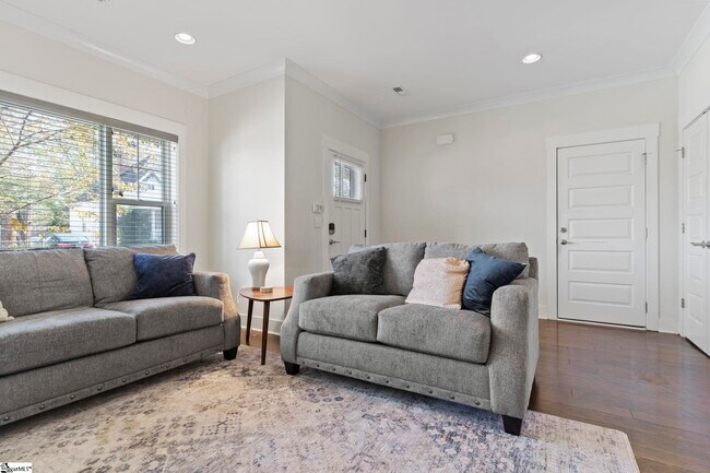 Foto del edificio - 105 McCall St