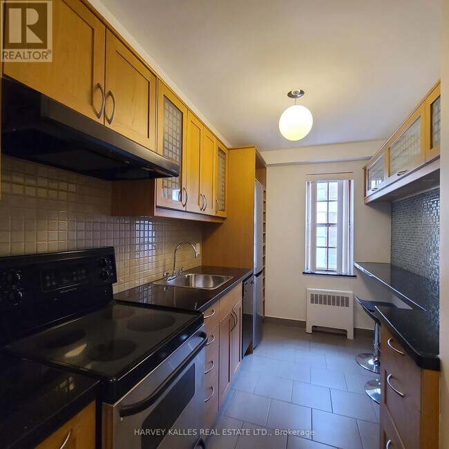 Photo du bâtiment - 65 Old Mill Rd