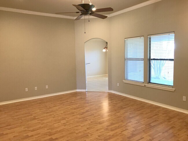Foto del edificio - 15313 Guadalupe River Dr