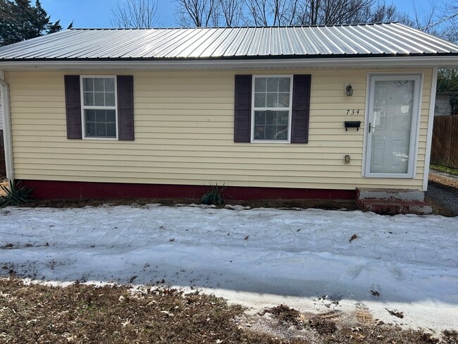 Photo - 734 Ferndale Ave House