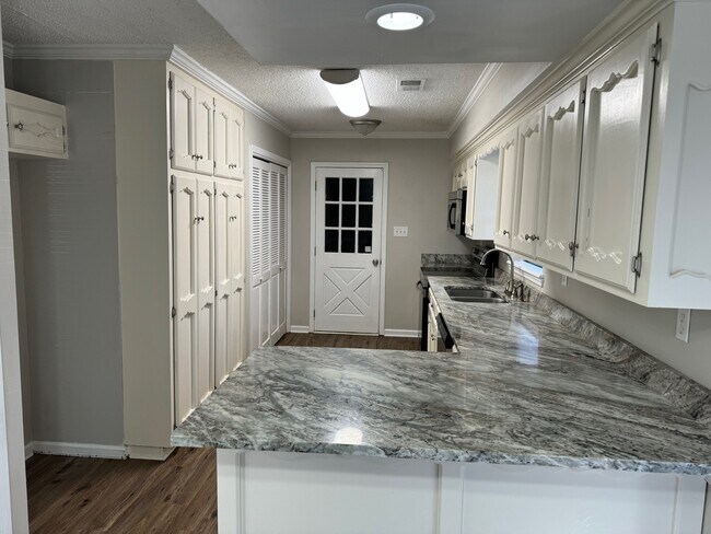 Foto del edificio - 1840 Pecan Ridge N