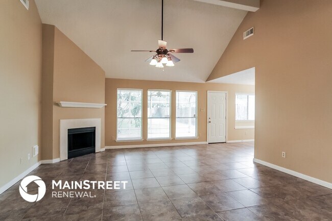 Foto del edificio - 8835 Creek Willow Dr