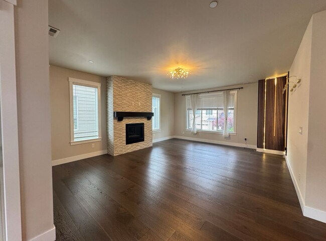 Foto del edificio - 938 233rd St SE