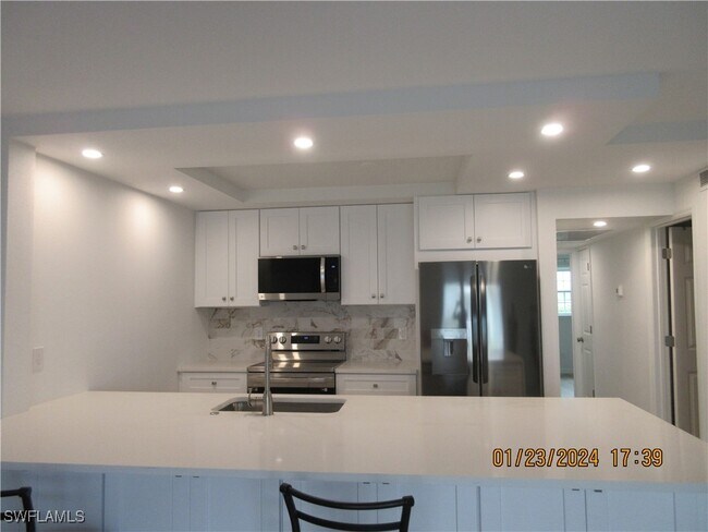 Foto del edificio - 3330 N Key Dr