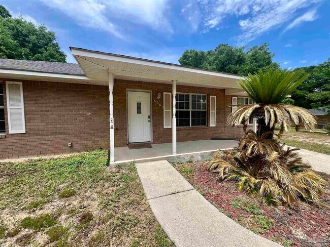 Foto del edificio - 6204 Silver Oak Dr