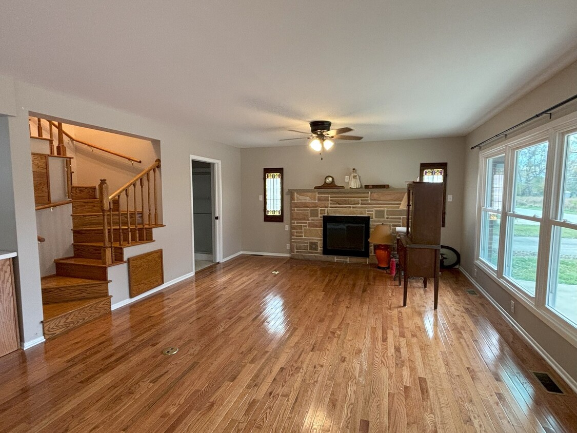 Foto principal - 103 N Greenfield Ave