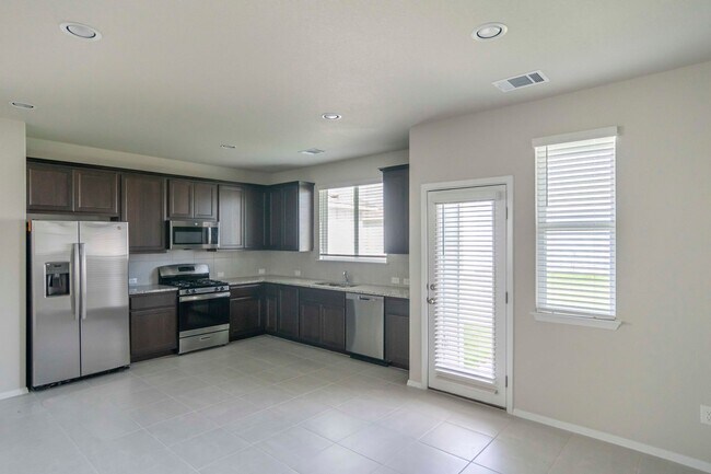 Foto del edificio - 1257 Goforth Rd