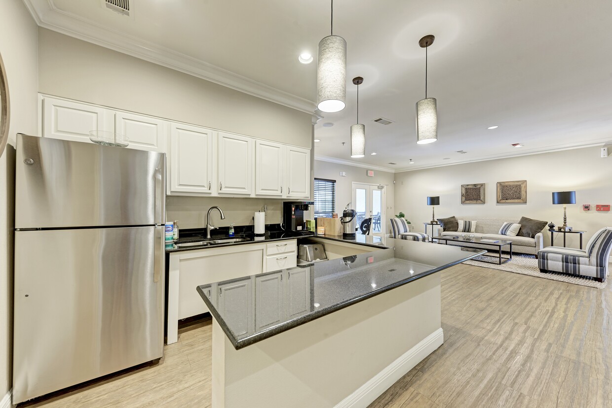 Primary Photo - Chandler Creek Apartments
