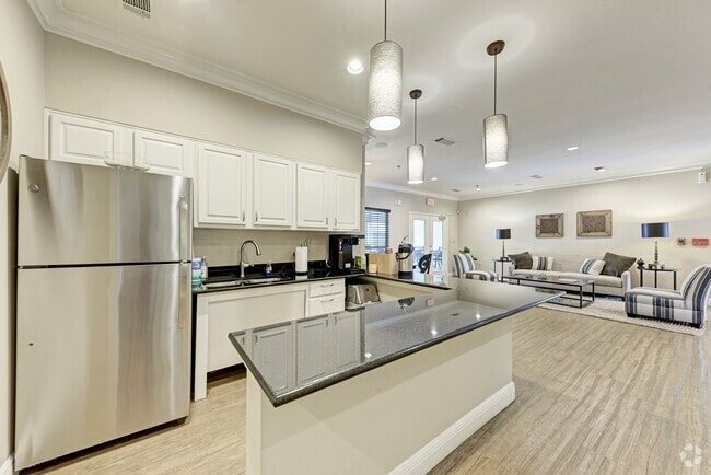 Building Photo - Chandler Creek Apartments