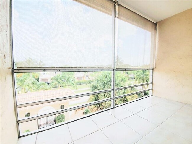 Foto del edificio - 331 SW 8th St