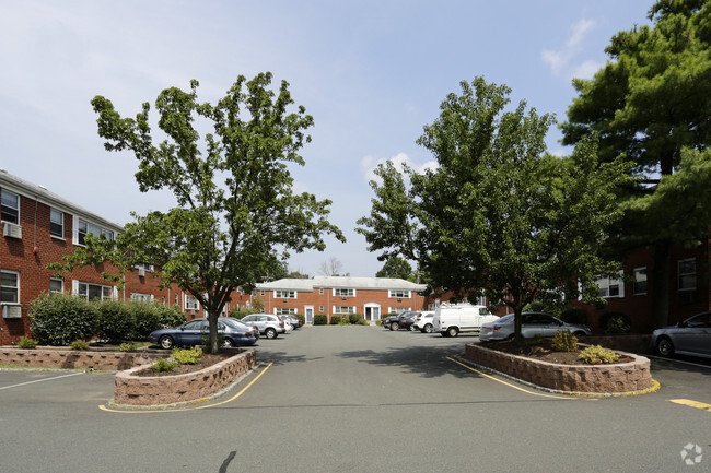 Foto del edificio - Dartmouth Village