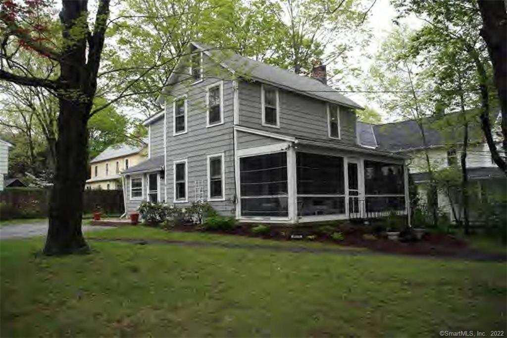 Primary Photo - 156 Forest St