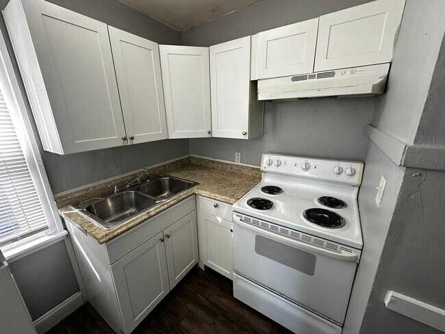 Foto del edificio - 3060 21st Ave S